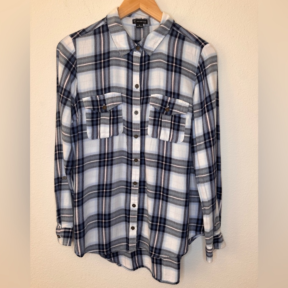 New Directions Blue/White/Pink Plaid Button Down Shirt